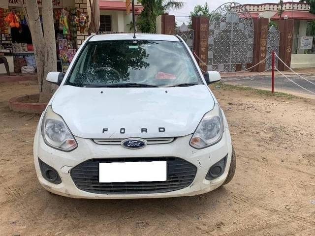 https://images10.gaadi.com/usedcar_image/4164187/original/processed_c00dc9b9-a26b-4390-ad89-8999ee6e6288.jpg?imwidth=6400