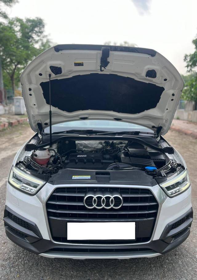 https://images10.gaadi.com/usedcar_image/4164390/original/processed_97a5d0c4397ac17d6be110c917f26b12.jpg?imwidth=6400