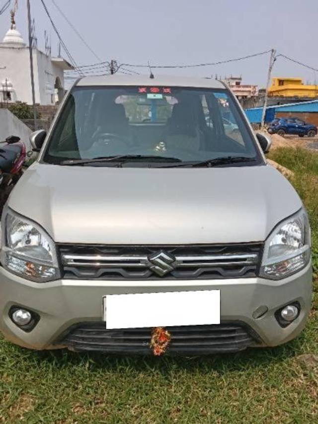 https://images10.gaadi.com/usedcar_image/4164411/original/processed_20adc22d-c0b8-439d-832c-9bf6aa422f60.jpg?imwidth=6400