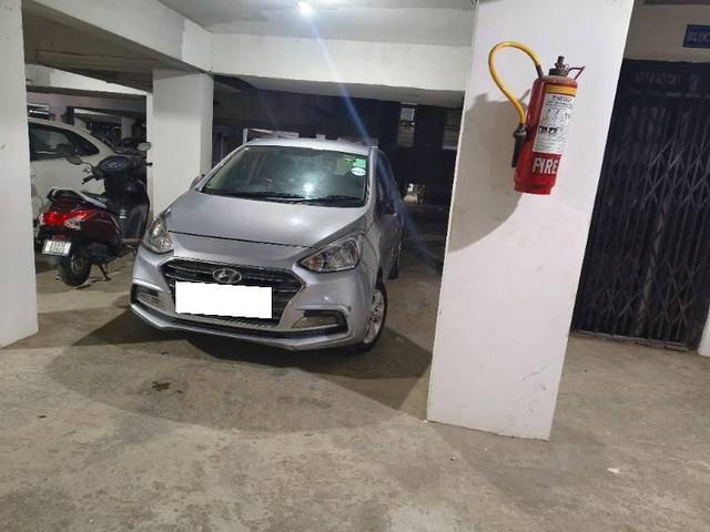 https://images10.gaadi.com/usedcar_image/4164529/original/processed_8436cd6a-922d-4058-9143-1adebda402da.jpg?imwidth=6400