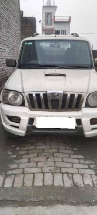 Mahindra Scorpio 2009-2014 Mahindra Scorpio VLX 2WD BSIV