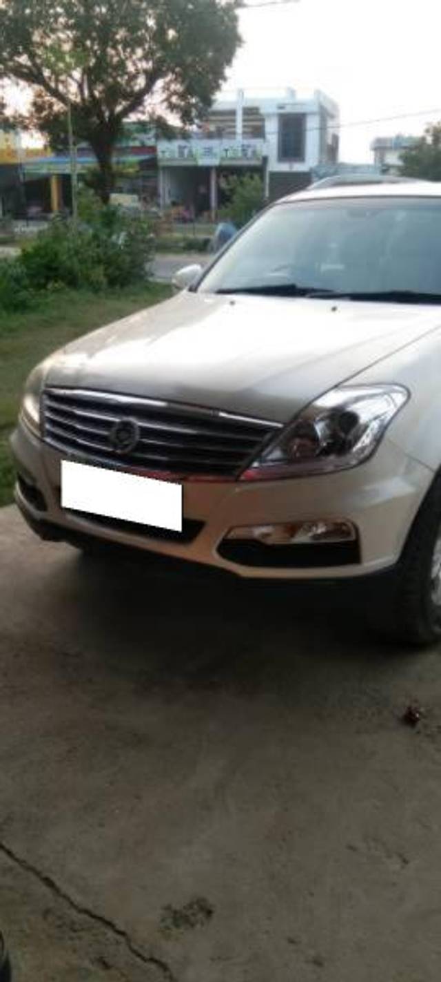 https://images10.gaadi.com/usedcar_image/4164586/original/processed_047a1663-892c-4b92-8179-abaa1170ecb3.jpg?imwidth=6402