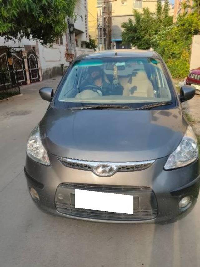 https://images10.gaadi.com/usedcar_image/4164681/original/processed_606422d7-995a-4722-bc8c-3add1e8908fb.jpg?imwidth=6400