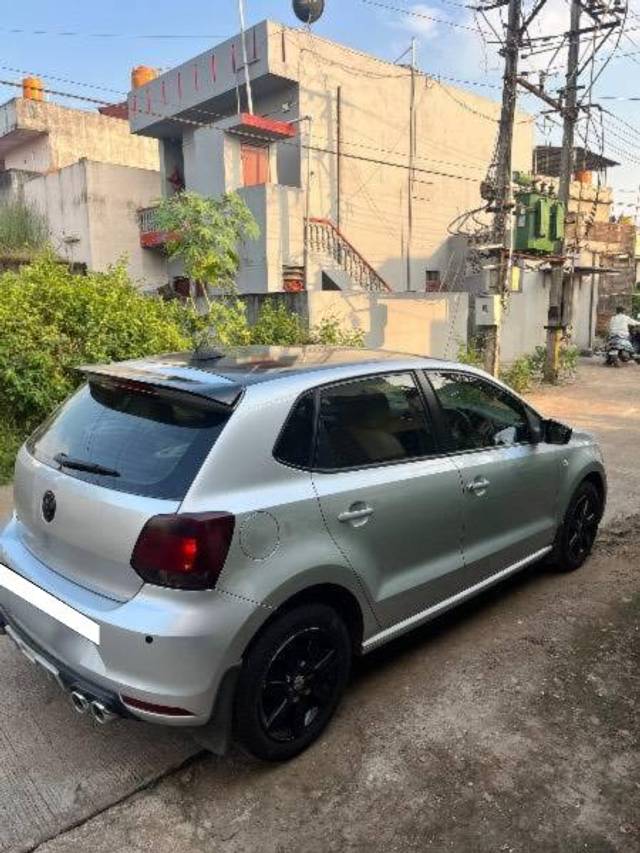 https://images10.gaadi.com/usedcar_image/4164683/original/processed_cee34503-bf23-49e9-a59a-9f9602daf968.jpeg?imwidth=6401