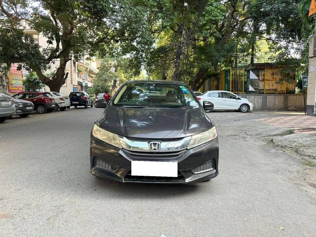 https://images10.gaadi.com/usedcar_image/4164826/original/processed_5e3edfa98db06b11250c8916beca0522.jpg?imwidth=6400