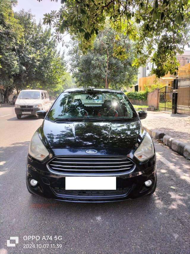 https://images10.gaadi.com/usedcar_image/4164848/original/processed_3ba10a19313a6d49f4ddcc9f01a23569.jpg?imwidth=6400