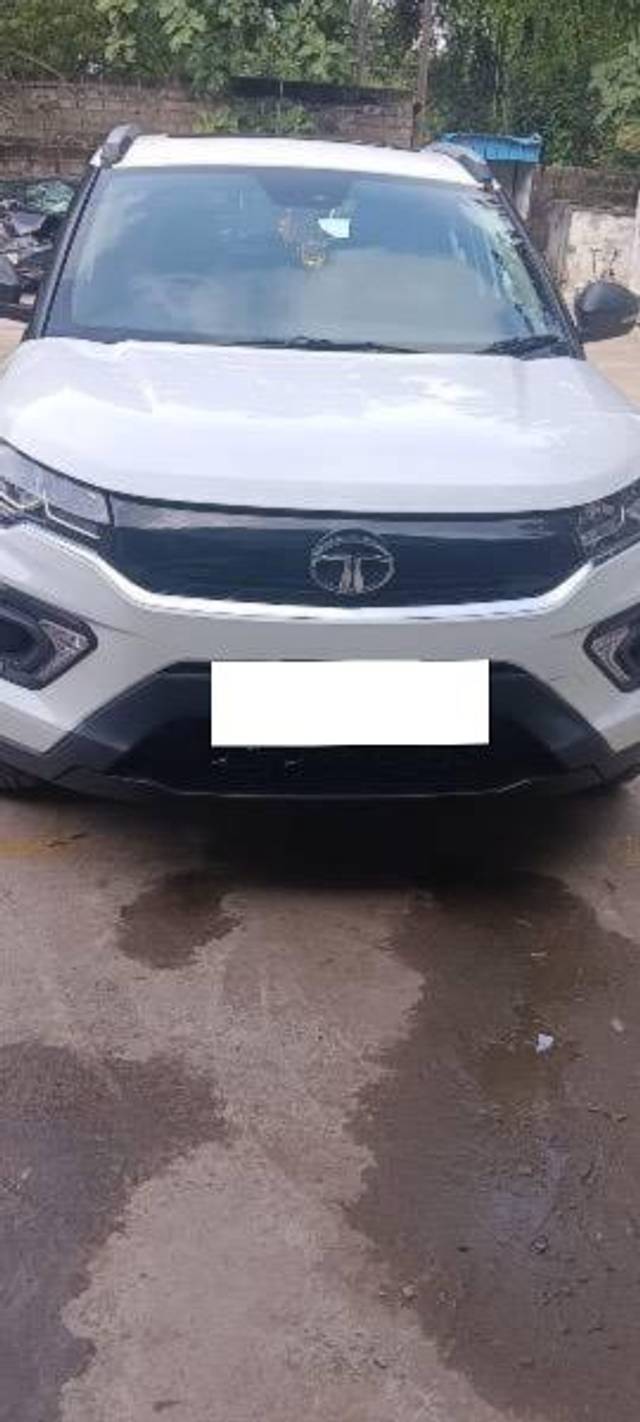 https://images10.gaadi.com/usedcar_image/4165008/original/processed_0bd227af-4a80-410c-85d7-b5471d2810fd.jpeg?imwidth=6401