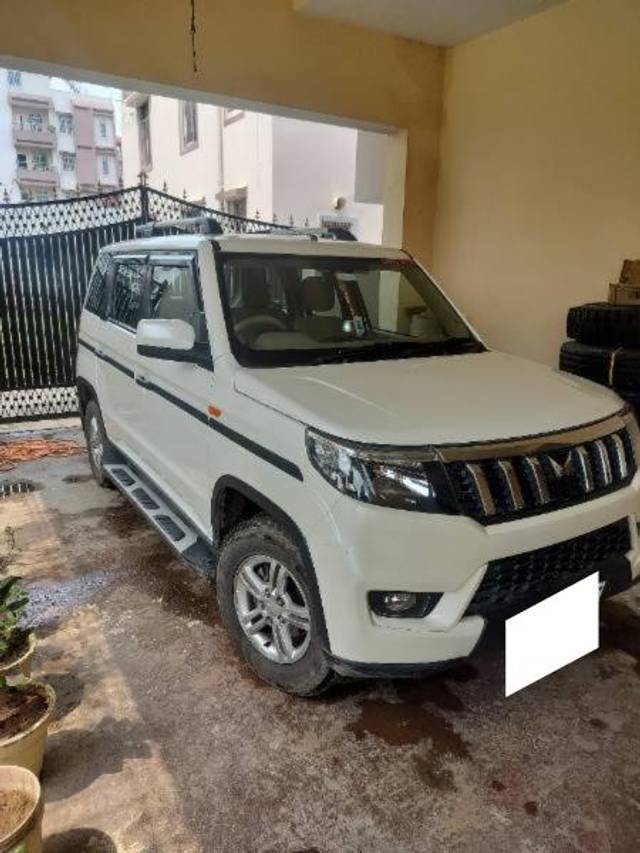 https://images10.gaadi.com/usedcar_image/4165111/original/processed_25d759d6-8dc3-43d8-91f2-781c7588587e.jpg?imwidth=6400