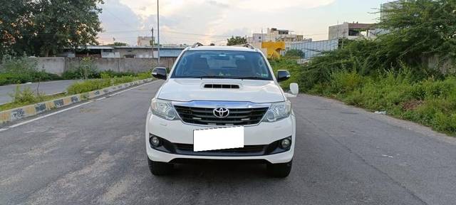 https://images10.gaadi.com/usedcar_image/4165354/original/processed_08924dbedbd105253ece8f68be55d77a.jpg?imwidth=6400