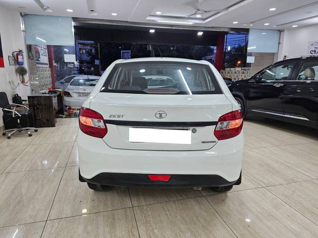 https://images10.gaadi.com/usedcar_image/4165479/original/processed_016e3955ed50c200dee33f586761ea4d.jpg?imwidth=6401