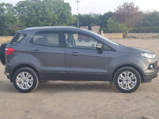 https://images10.gaadi.com/usedcar_image/4165548/original/bf9e349208bf959d84a90fb61aef0350.jpg?imwidth=6401