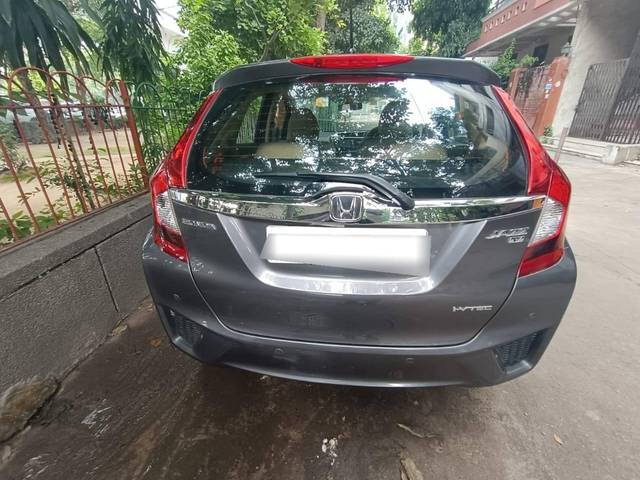 https://images10.gaadi.com/usedcar_image/4165788/original/processed_0b0f979d31efa21bfb71638c28570446.jpeg?imwidth=6401