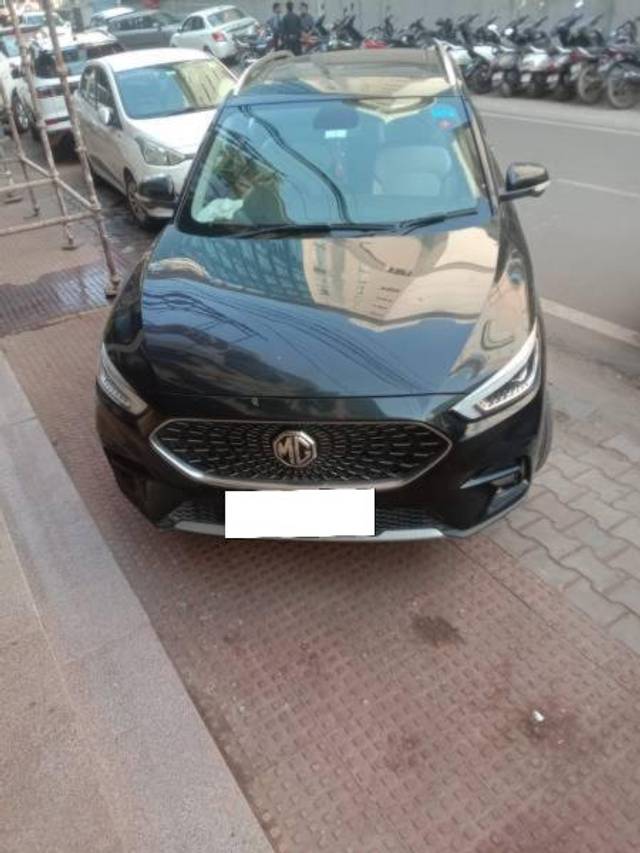 https://images10.gaadi.com/usedcar_image/4165838/original/processed_0faec727-a5d6-4636-b3d2-5475b34c159b.jpg?imwidth=6400