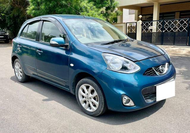 https://images10.gaadi.com/usedcar_image/4165919/original/processed_8184446d6baf1fc00cc8c5e863d2fefd.jpg?imwidth=6400