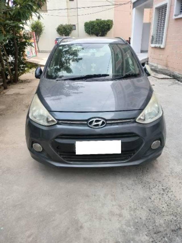 https://images10.gaadi.com/usedcar_image/4165937/original/processed_00757d29-c083-4806-8b7d-8172f3168de8.jpg?imwidth=6400