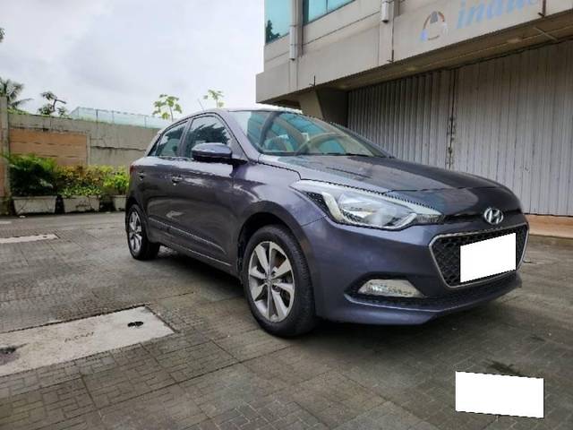 https://images10.gaadi.com/usedcar_image/4165977/original/processed_cface9213e959276069d98332bada2e8.jpg?imwidth=6400