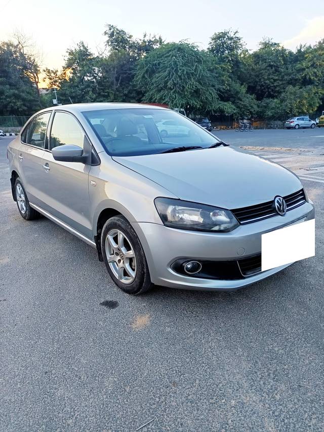 https://images10.gaadi.com/usedcar_image/4166009/original/processed_e0af199d3fb7796c42ad5779bc2a7b5e.jpg?imwidth=6400