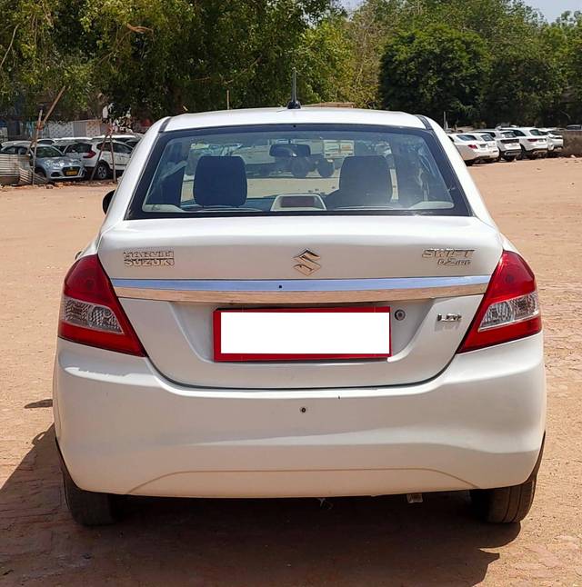 https://images10.gaadi.com/usedcar_image/4166031/original/processed_d9196a471ca884cb29211bfb3bd86286.jpg?imwidth=6402