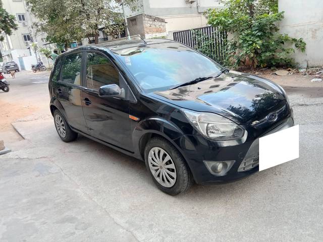 https://images10.gaadi.com/usedcar_image/4166181/original/processed_ee70d30409e453810ff2d4070a1c86d2.jpg?imwidth=6400