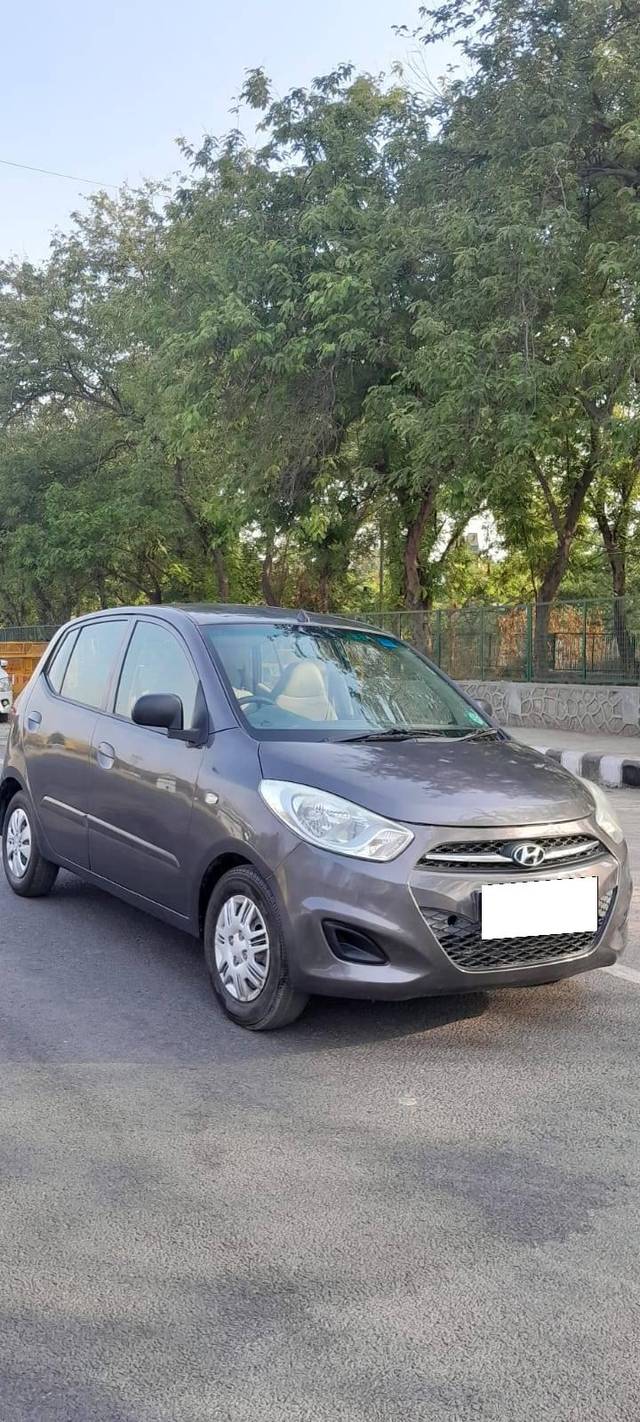 https://images10.gaadi.com/usedcar_image/4166200/original/processed_3a1a379e7e0e7c1249717d52560e9693.jpg?imwidth=6400