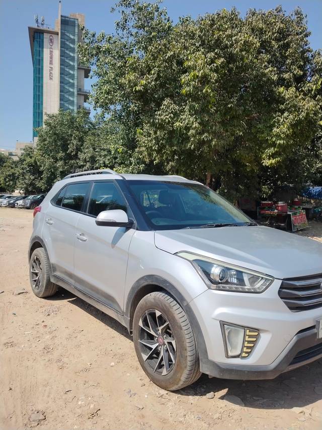 https://images10.gaadi.com/usedcar_image/4166236/original/processed_79072a181e1458557bb6a669ae1d9bcd.jpg?imwidth=6400