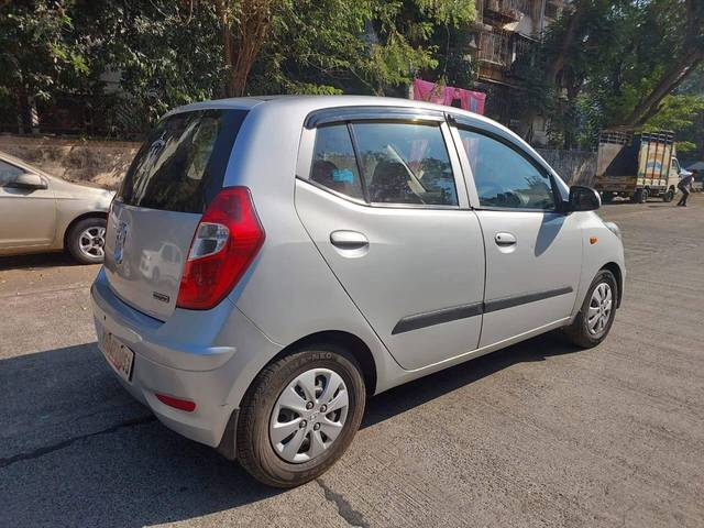 https://images10.gaadi.com/usedcar_image/4166250/original/processed_dbd5e40928c5475049245a93cbe99493.jpg?imwidth=6402