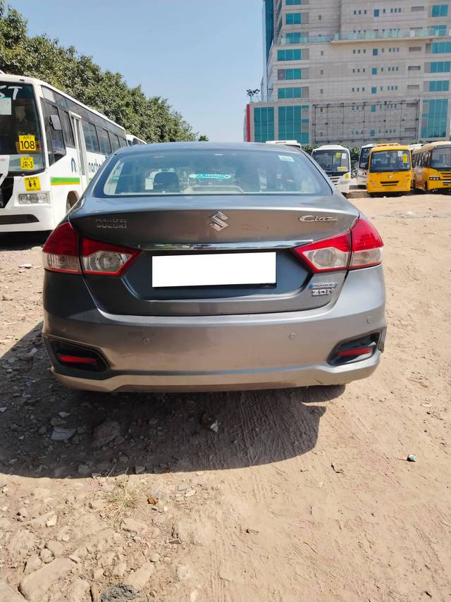 https://images10.gaadi.com/usedcar_image/4166257/original/processed_593d7cd3345852f72435cfb87bda2f5d.jpg?imwidth=6401