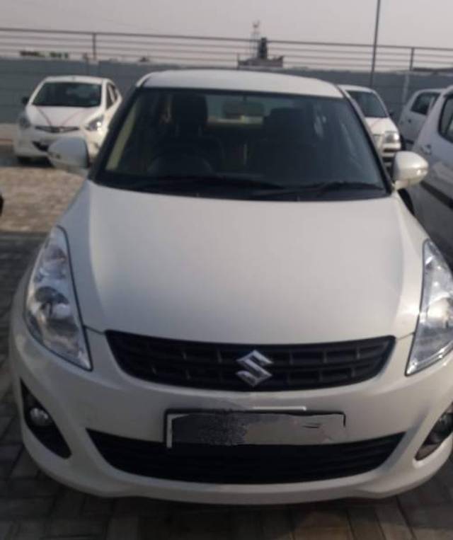 https://images10.gaadi.com/usedcar_image/4166279/original/processed_0206b6c2-f650-4c01-903c-3aa50d8751c2.jpg?imwidth=6400