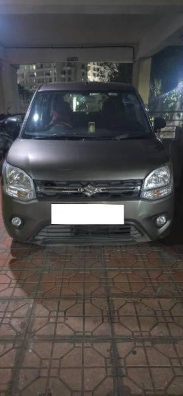 https://images10.gaadi.com/usedcar_image/4166343/original/processed_28f7f934-0fba-4de5-9ffa-501222fd9657.jpg?imwidth=6400