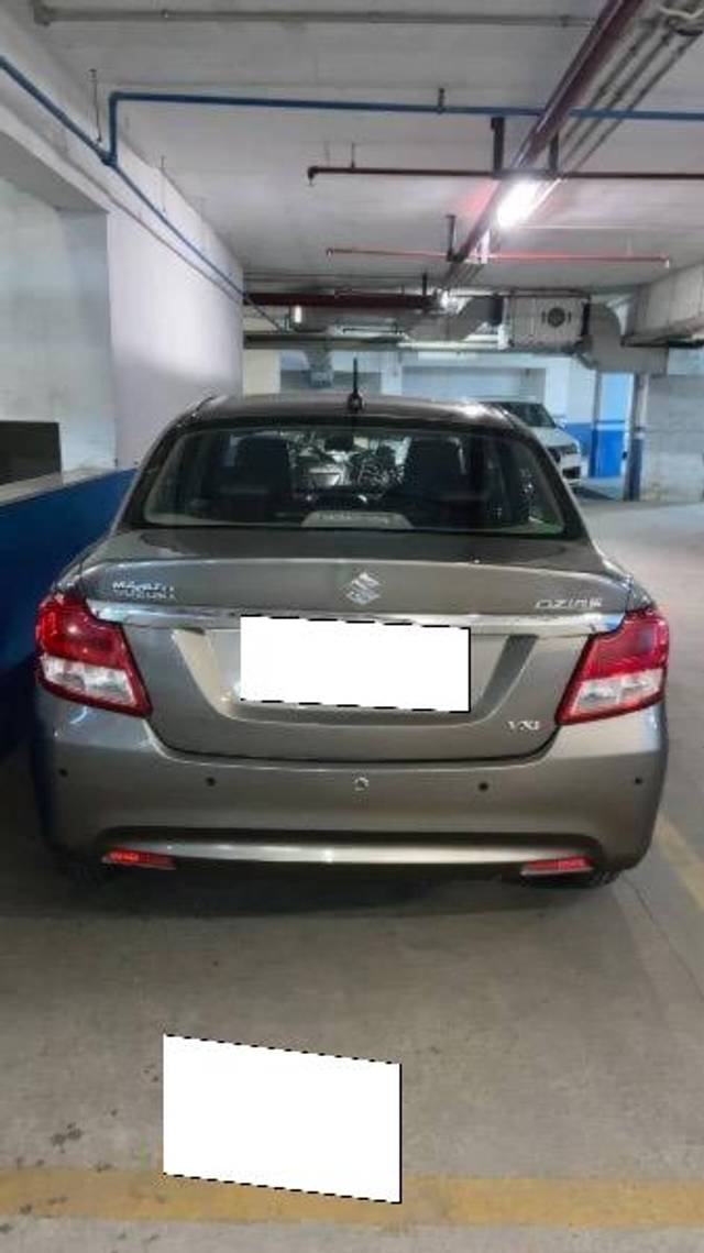 https://images10.gaadi.com/usedcar_image/4166428/original/processed_6c52bb2d-aad0-4814-bcd0-85abab34f7a4.jpg?imwidth=6401