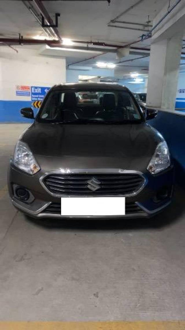 https://images10.gaadi.com/usedcar_image/4166428/original/processed_ec387474-a199-4023-9ad7-b733aca1941e.jpg?imwidth=6402