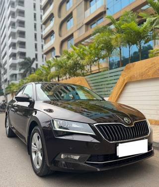 Skoda Superb 2016-2020 Skoda Superb Style 1.8 TSI MT