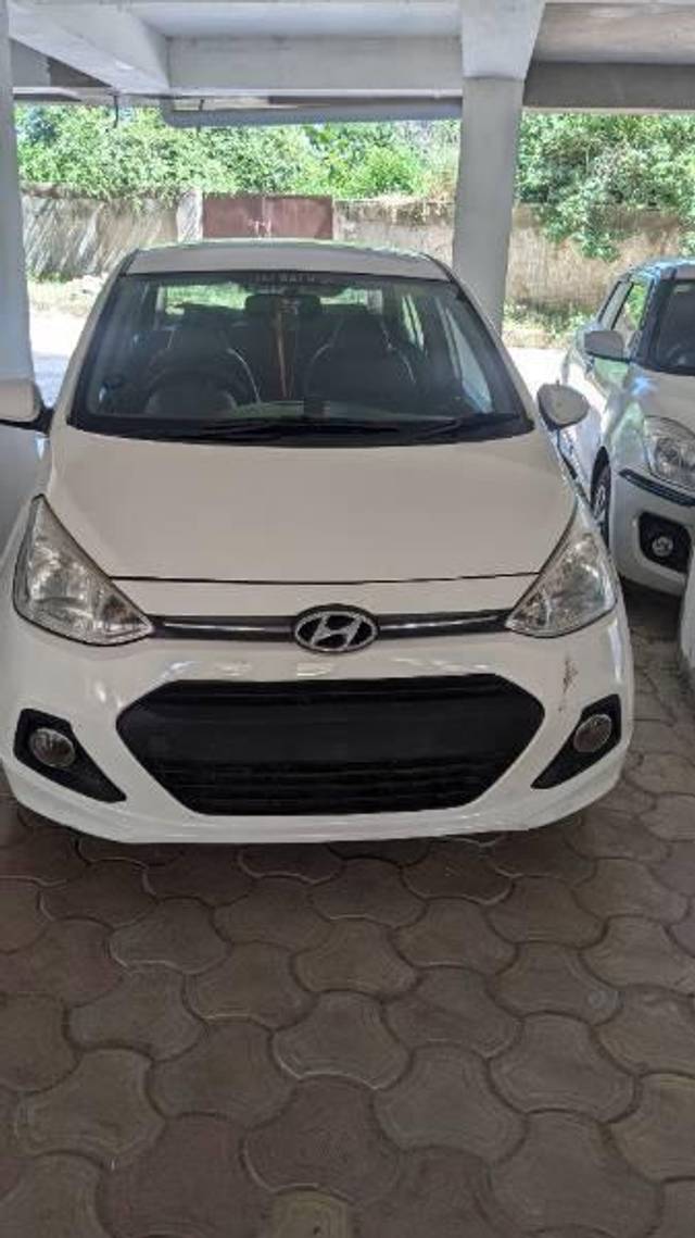 https://images10.gaadi.com/usedcar_image/4166567/original/processed_18271c18-e7ea-4d51-8ff5-ae32c63666c5.jpg?imwidth=6400