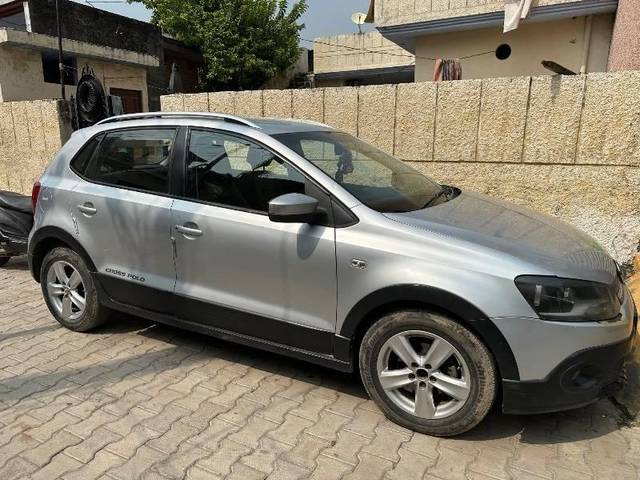 https://images10.gaadi.com/usedcar_image/4166629/original/processed_1af2cc93-048d-487f-92a1-1fa4f968e300.jpg?imwidth=6400