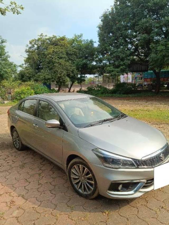 https://images10.gaadi.com/usedcar_image/4166686/original/processed_83e38a73-b14b-4c29-8d04-ee95ed56e23b.jpg?imwidth=6400