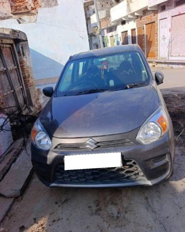 https://images10.gaadi.com/usedcar_image/4166747/original/processed_51bd7a1d-3ac2-48a6-af53-d989d716117c.jpg?imwidth=6400