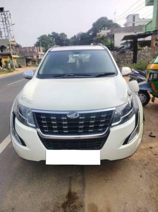 Mahindra XUV500 Mahindra XUV500 W10 AWD