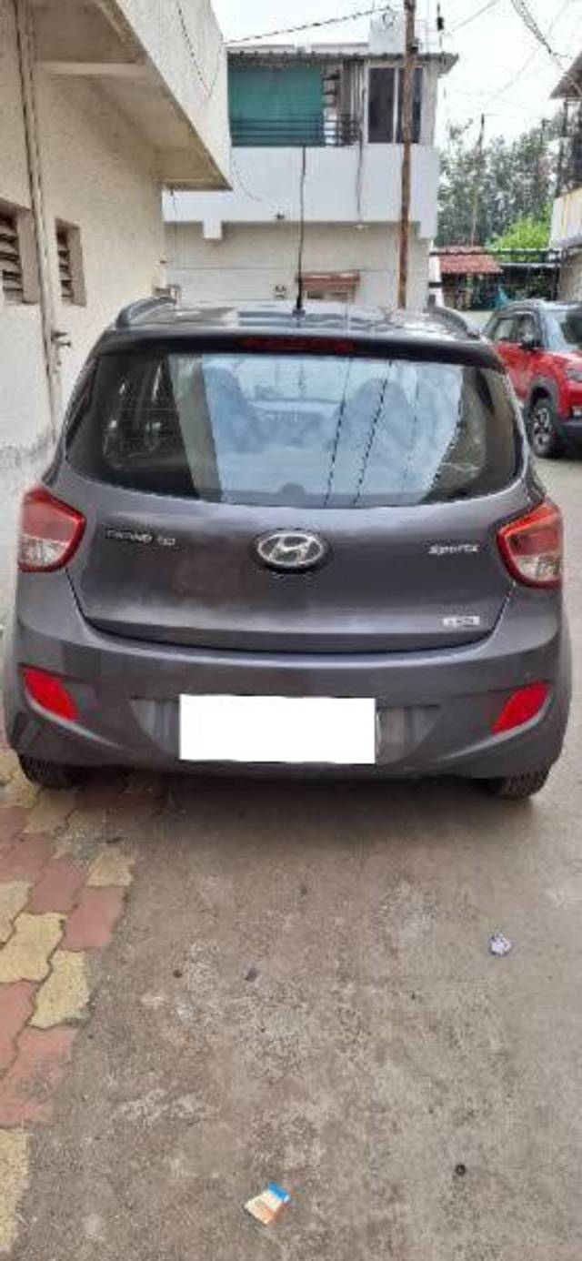 https://images10.gaadi.com/usedcar_image/4166884/original/processed_7157a303-ba3a-4ddc-b6a9-7205421b1dc7.jpg?imwidth=6401