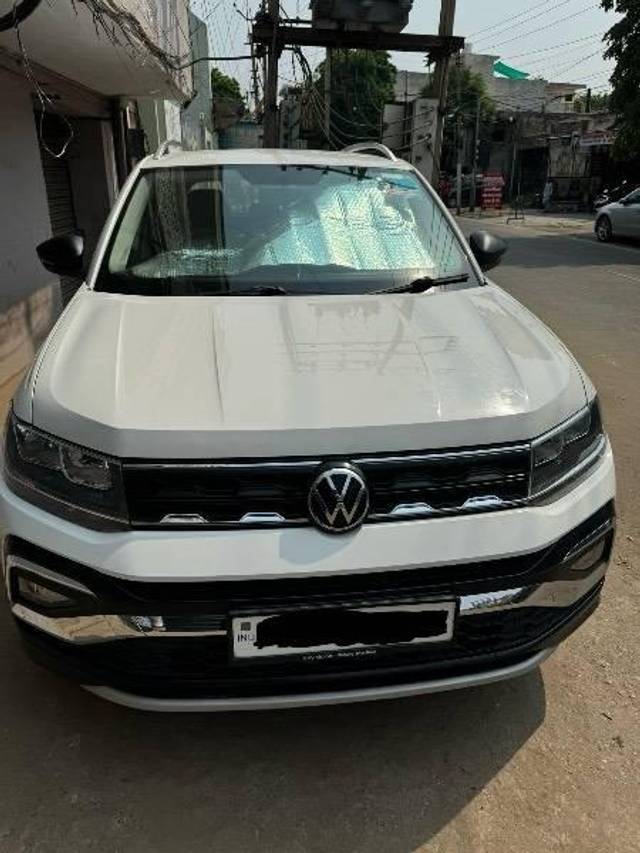 https://images10.gaadi.com/usedcar_image/4166920/original/processed_7c6b325f-4ad6-4e03-a5f3-f9fffe044c19.jpg?imwidth=6400