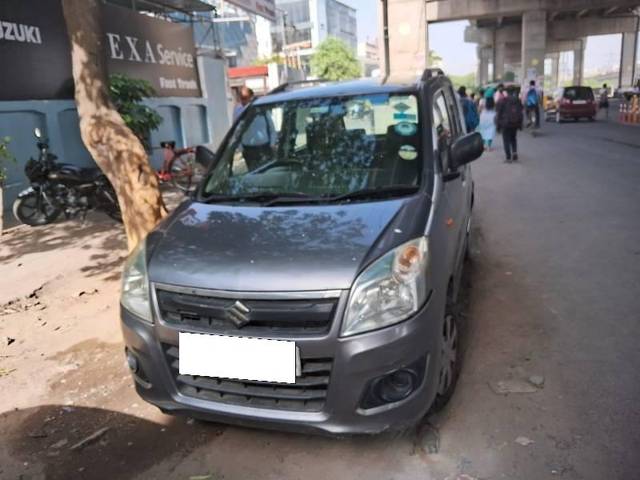 https://images10.gaadi.com/usedcar_image/4166941/original/processed_14e48633-a532-49c5-95d0-8b746593a006.jpg?imwidth=6400