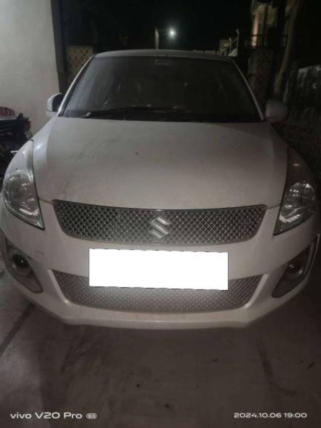 https://images10.gaadi.com/usedcar_image/4167315/original/processed_c8a619fa-b517-4eed-8277-04adaee3270e.jpg?imwidth=6400