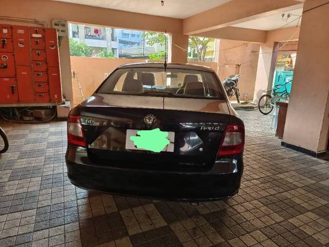 https://images10.gaadi.com/usedcar_image/4167386/original/processed_9b4ed751-4665-48df-83da-f1995a768065.jpeg?imwidth=6401