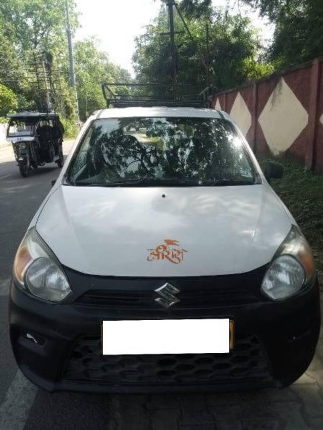 https://images10.gaadi.com/usedcar_image/4167608/original/processed_d43fa029-d552-4f01-98b9-528654f61336.jpg?imwidth=6400