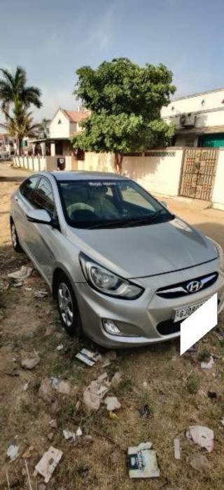 Hyundai Verna 2011-2015 Hyundai Verna 1.4 VTVT