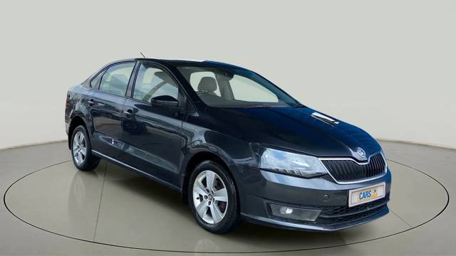 https://images10.gaadi.com/usedcar_image/4167910/original/47383b0314ae29db70d1fdb8d365b6ae.jpg?imwidth=6400
