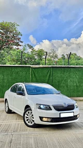 Skoda Octavia 2013-2017 Skoda Octavia Elegance 1.8 TSI AT