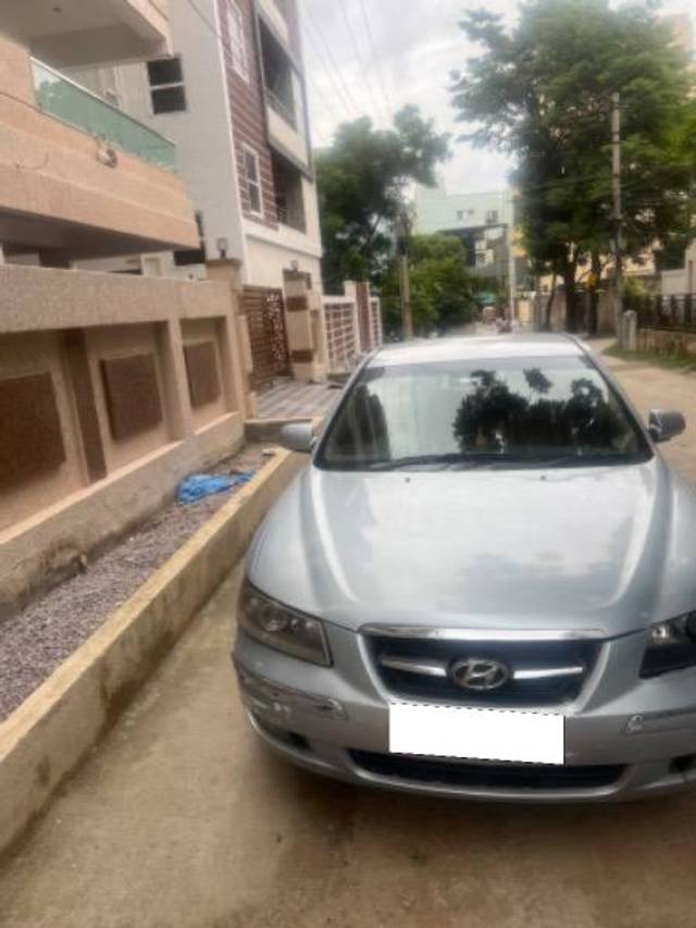 https://images10.gaadi.com/usedcar_image/4167932/original/processed_8b5874e3-0128-48a4-90ab-f7131d8c5b9b.jpg?imwidth=6400