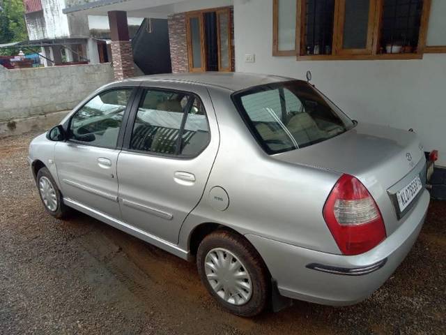 https://images10.gaadi.com/usedcar_image/4168087/original/processed_c93a4596-2c6c-4384-aecc-e4711ee06e3a.jpg?imwidth=6402