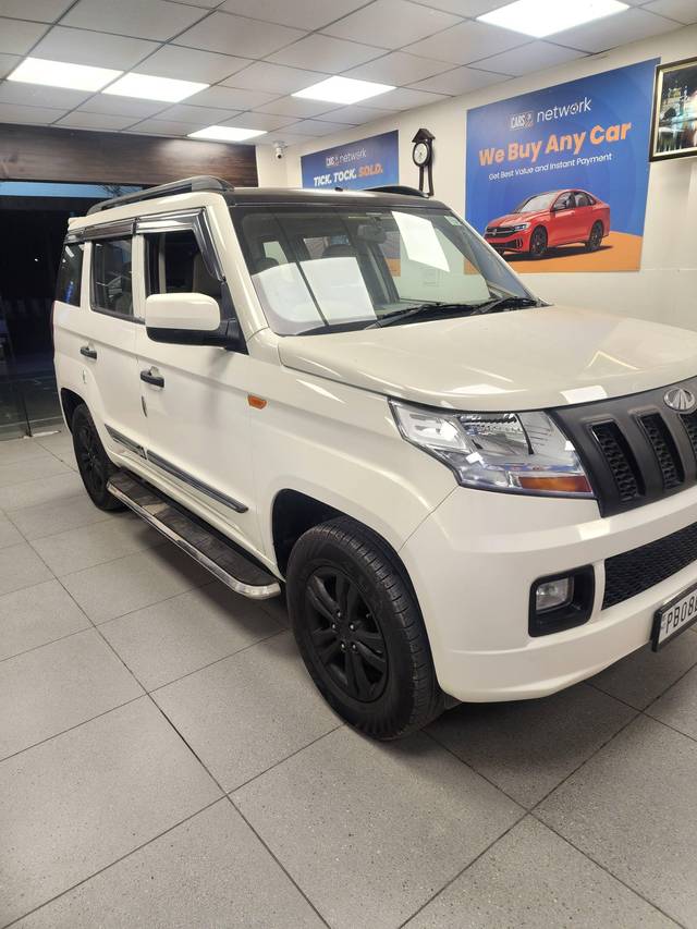 https://images10.gaadi.com/usedcar_image/4168142/original/processed_76e62d8f30ce524faa0fdb083845ecd1.jpg?imwidth=6401