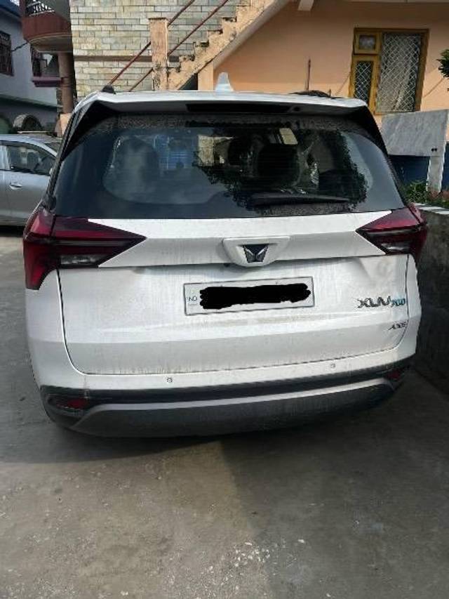 https://images10.gaadi.com/usedcar_image/4168338/original/processed_4d2bf1ab-1d27-4918-8c26-731232e0c532.jpeg?imwidth=6401